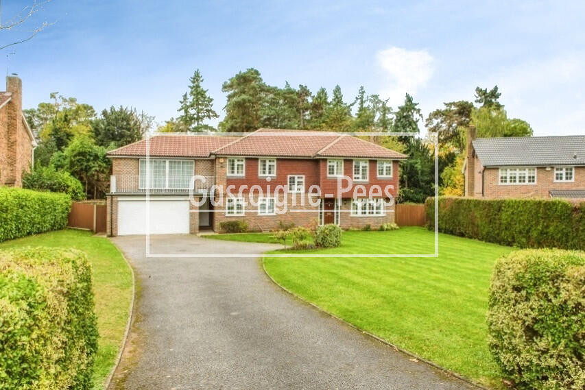 5 bed Detached for rent in Stoke D'Abernon. From Gascoigne-Pees Lettings - Esher 5 bed Detached for rent in Stoke D'Abernon. From Gascoigne-Pees Lettings - Esher
