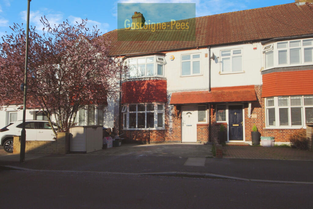 3 bed Detached for rent in New Malden. From Gascoigne-Pees Lettings - Kingston Upon Thames