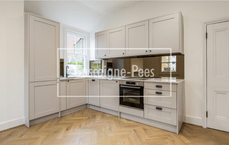 1 bed 1st Floor Flat for rent in Epsom. From Gascoigne-Pees Lettings - Kingston Upon Thames