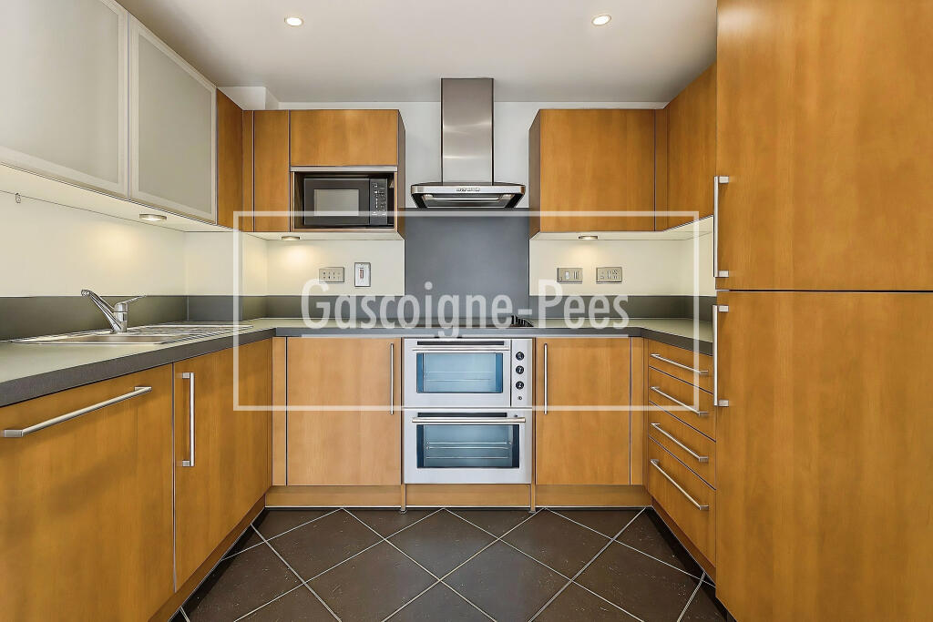 2 bed 1st Floor Flat for rent in Kingston upon Thames. From Gascoigne-Pees Lettings - Kingston Upon Thames