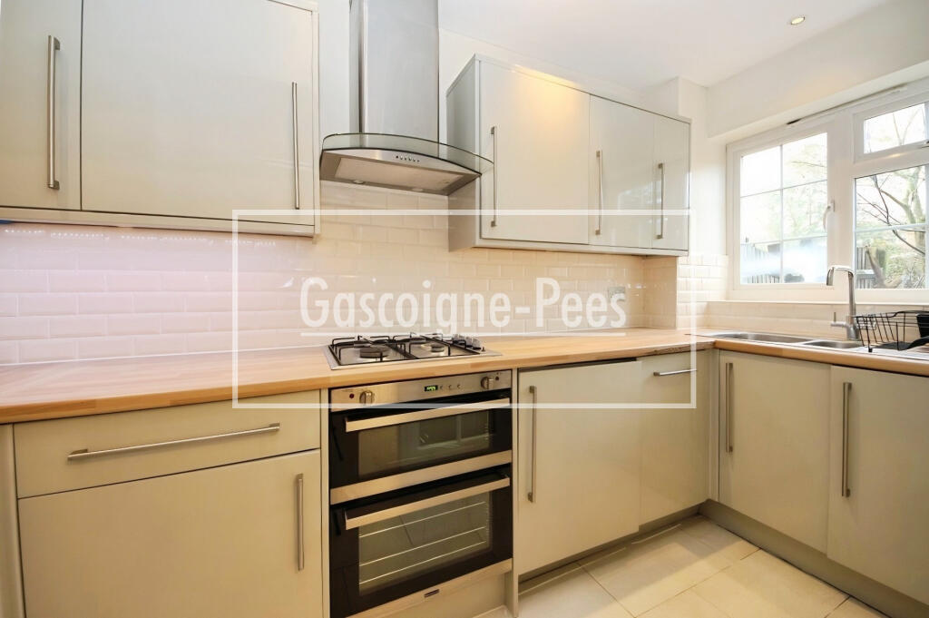 2 bed Detached for rent in Carshalton. From Gascoigne-Pees Lettings - Kingston Upon Thames