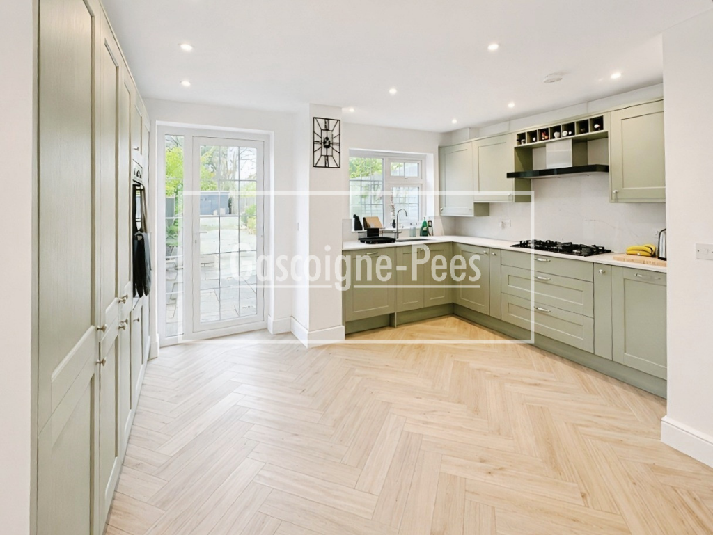 2 bed Detached for rent in New Malden. From Gascoigne-Pees Lettings - Kingston Upon Thames