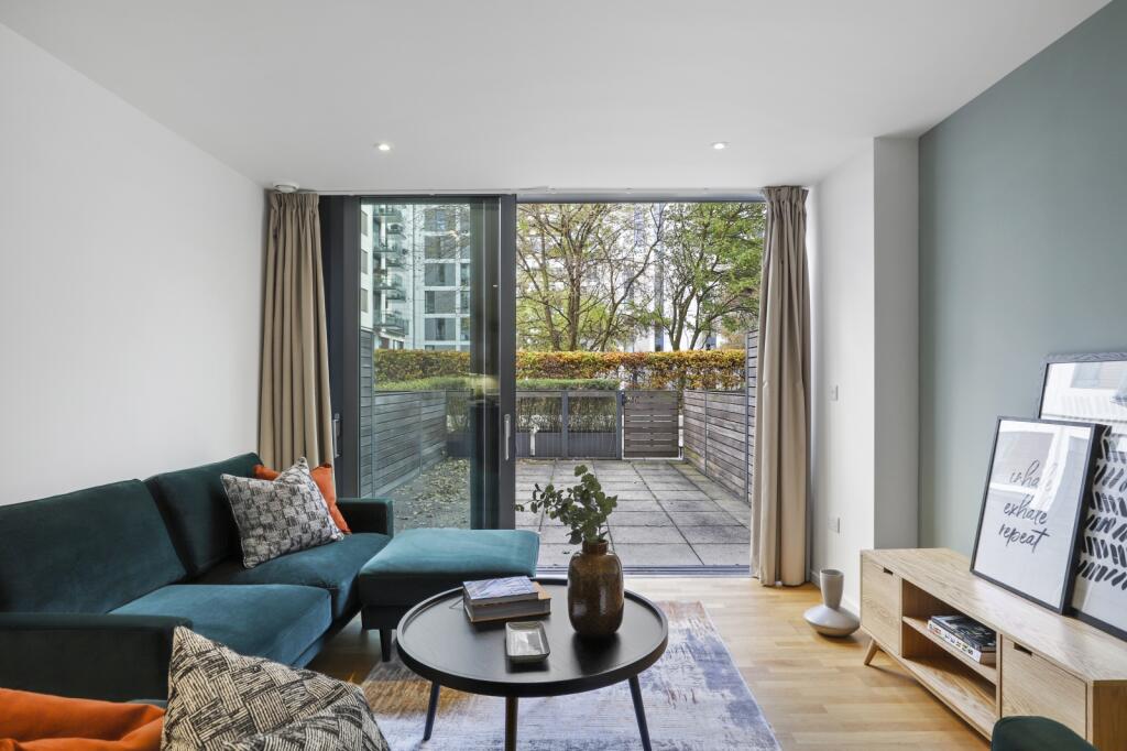 4 bed Apartment for rent in Stratford. From East Village by Get Living 4 bed Apartment for rent in Stratford. From East Village by Get Living