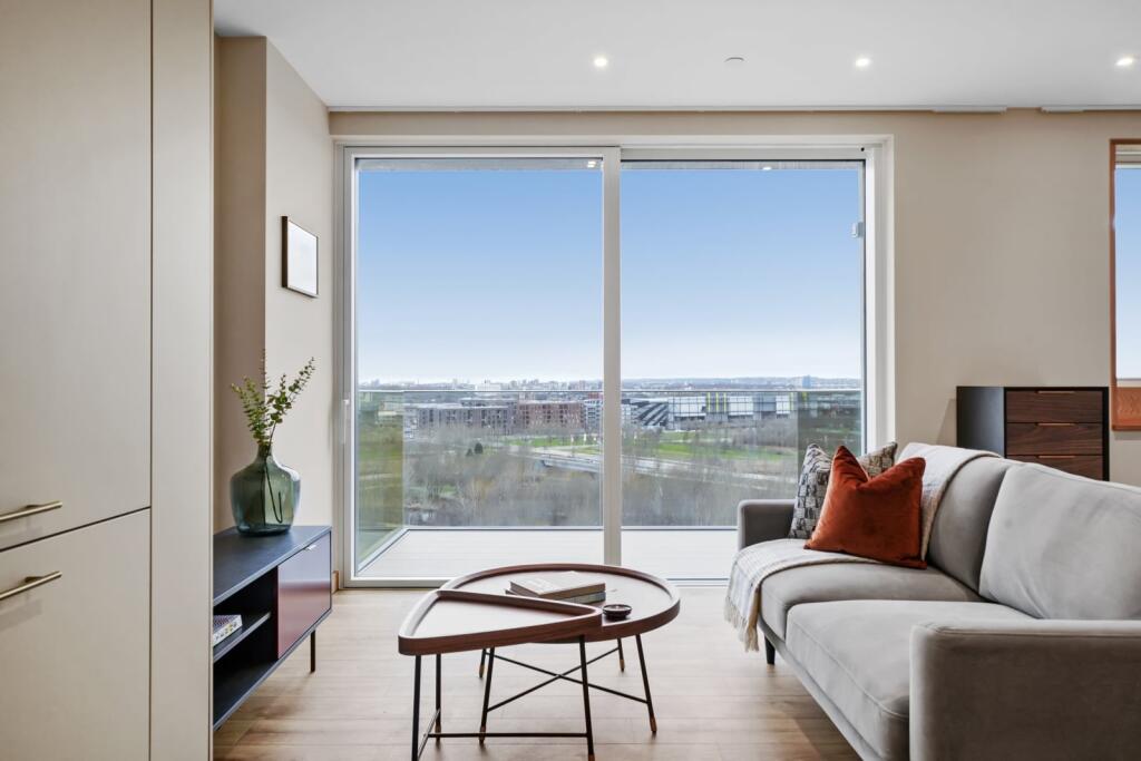 4 bed Apartment for rent in Stratford. From East Village by Get Living