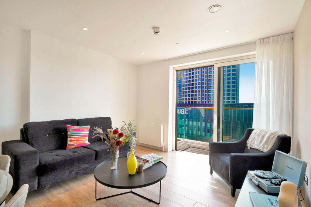 1 bed Apartment for rent in Bermondsey. From Get Living - Elephant Central by Get Living
