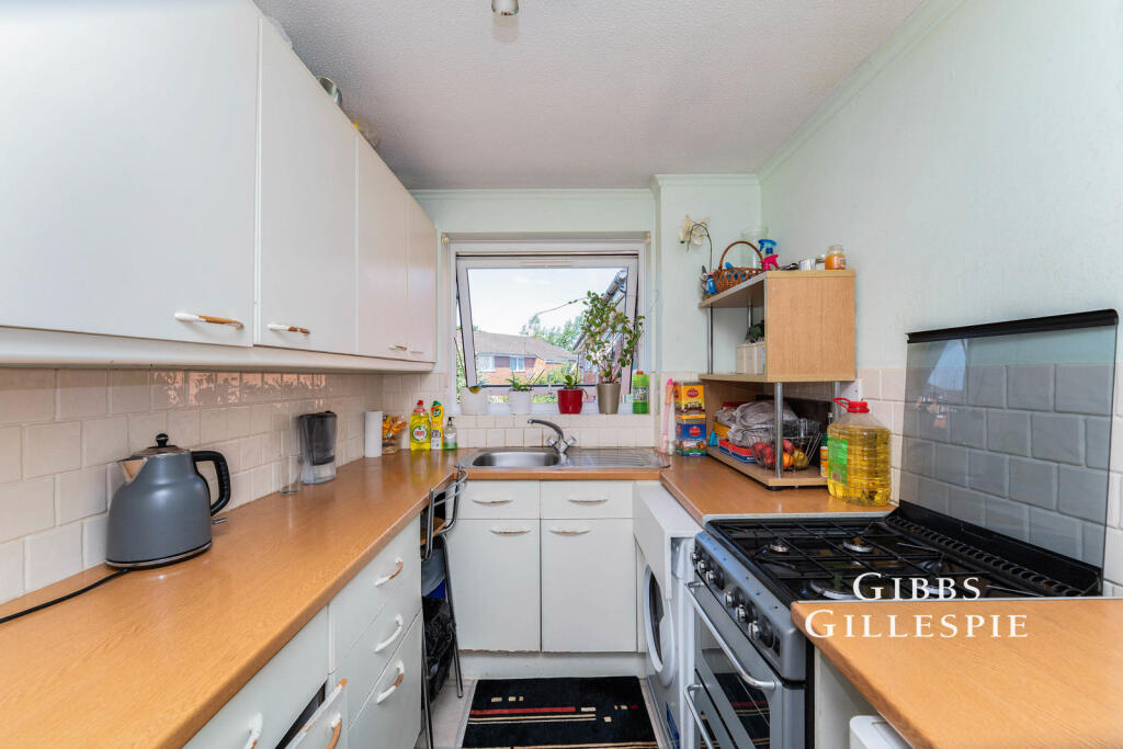1 bed Detached for rent in Ruislip. From Gibbs Gillespie - Ruislip Lettings