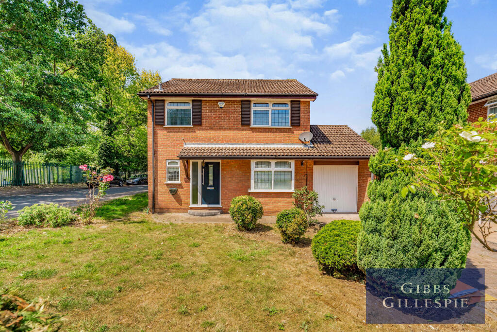 3 bed Detached for rent in Ruislip. From Gibbs Gillespie - Ruislip Lettings