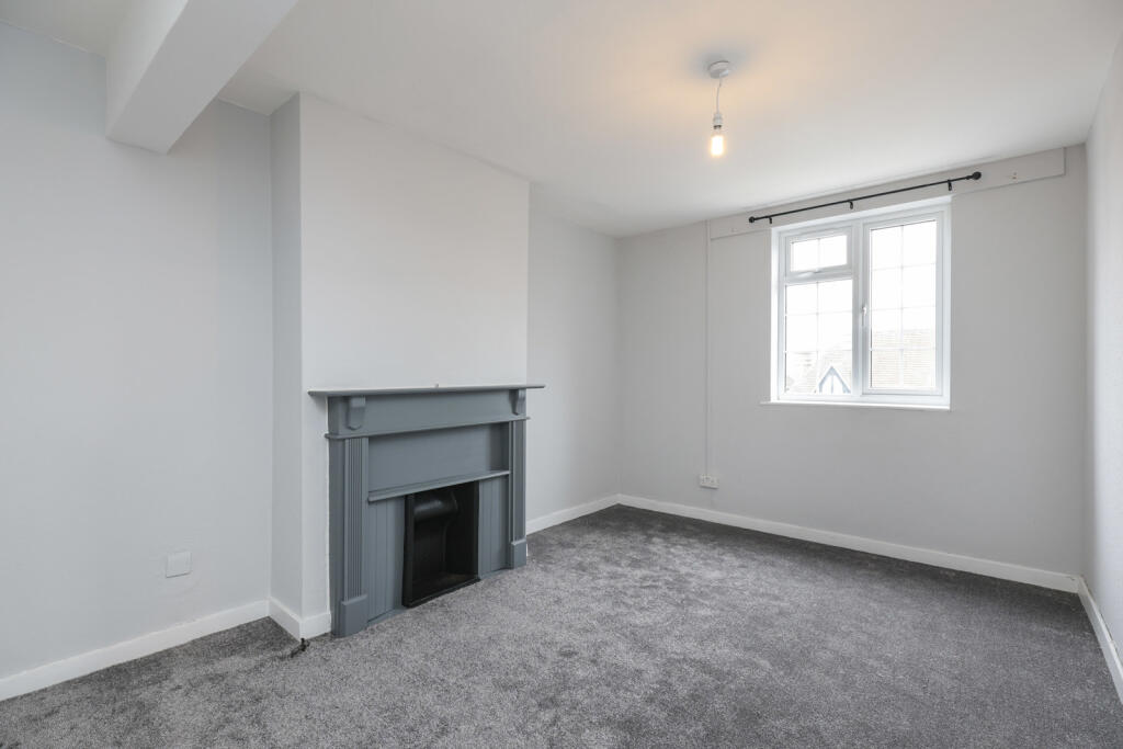 2 bed 1st Floor Flat for rent in London. From Gibbs Gillespie - Ruislip Lettings