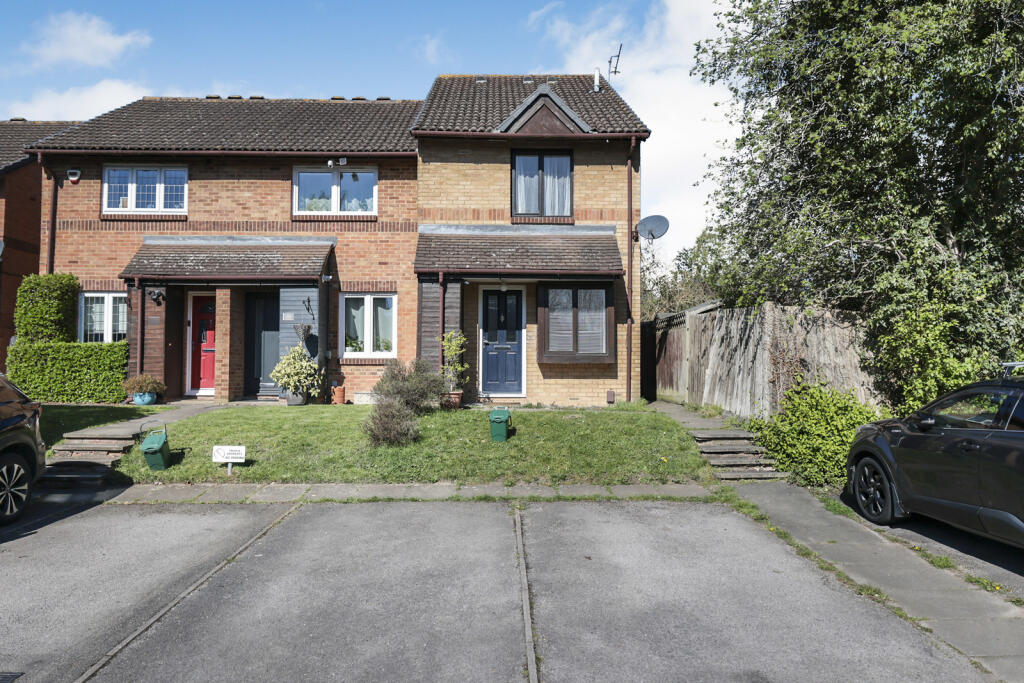 1 bed Detached for rent in Ruislip. From Gibbs Gillespie - Ruislip Lettings
