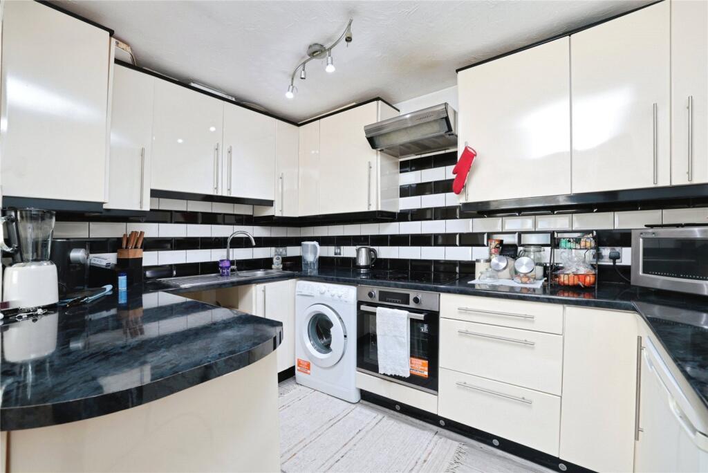 1 bed 1st Floor Flat for rent in Northolt. From Gibbs Gillespie - Ruislip Lettings 1 bed 1st Floor Flat for rent in Northolt. From Gibbs Gillespie - Ruislip Lettings