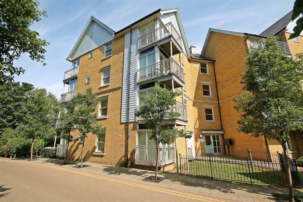 2 bed Apartment for rent in Canterbury. From Godwin Curtis Ltd - Canterbury