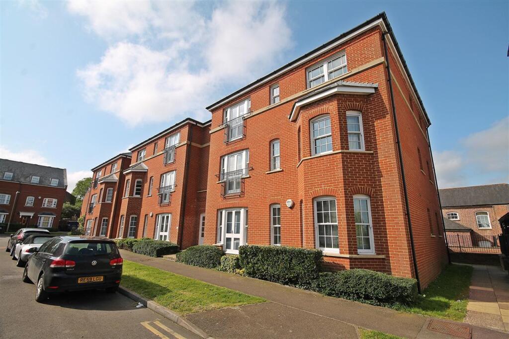 2 bed Apartment for rent in Canterbury. From Godwin Curtis Ltd - Canterbury