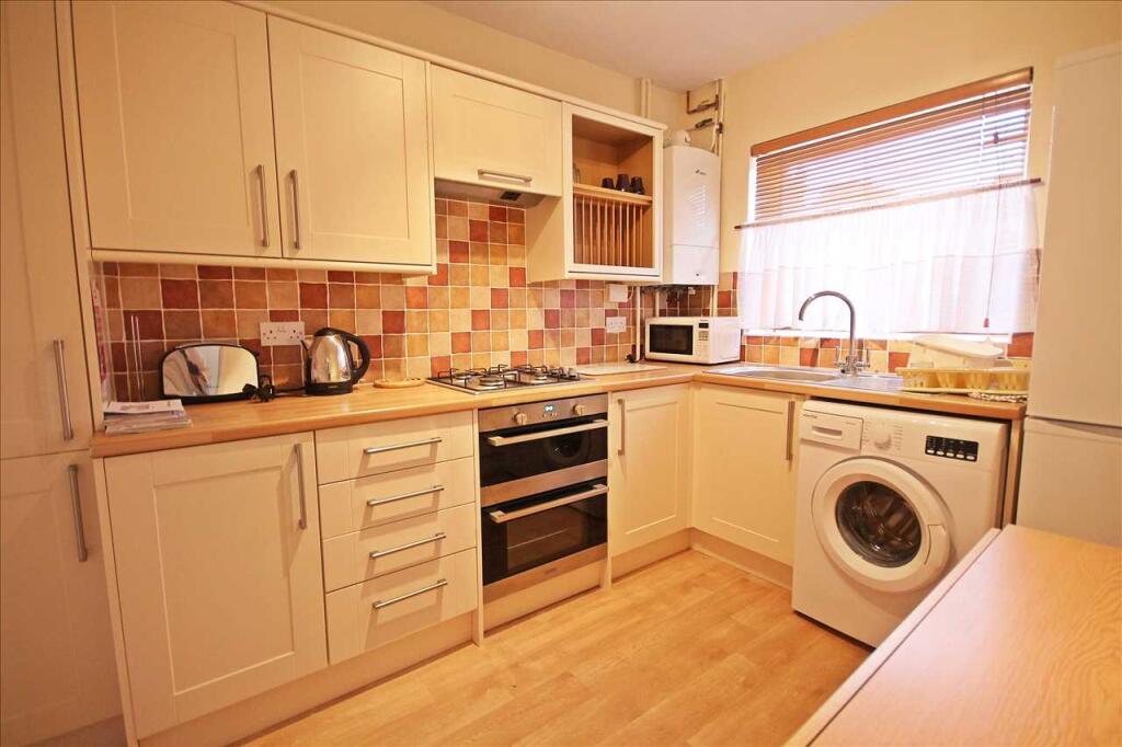 4 bed Semi Detached for rent in Harbledown. From Godwin Curtis Ltd - Canterbury