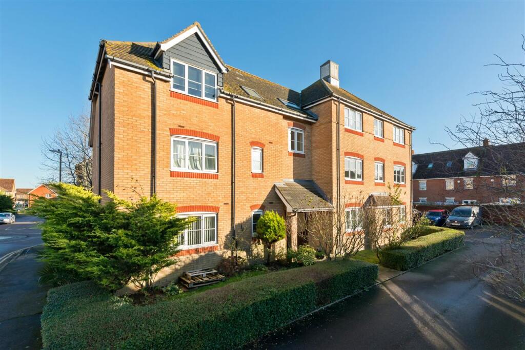 1 bed Apartment for rent in Hersden. From Godwin Curtis Ltd - Canterbury