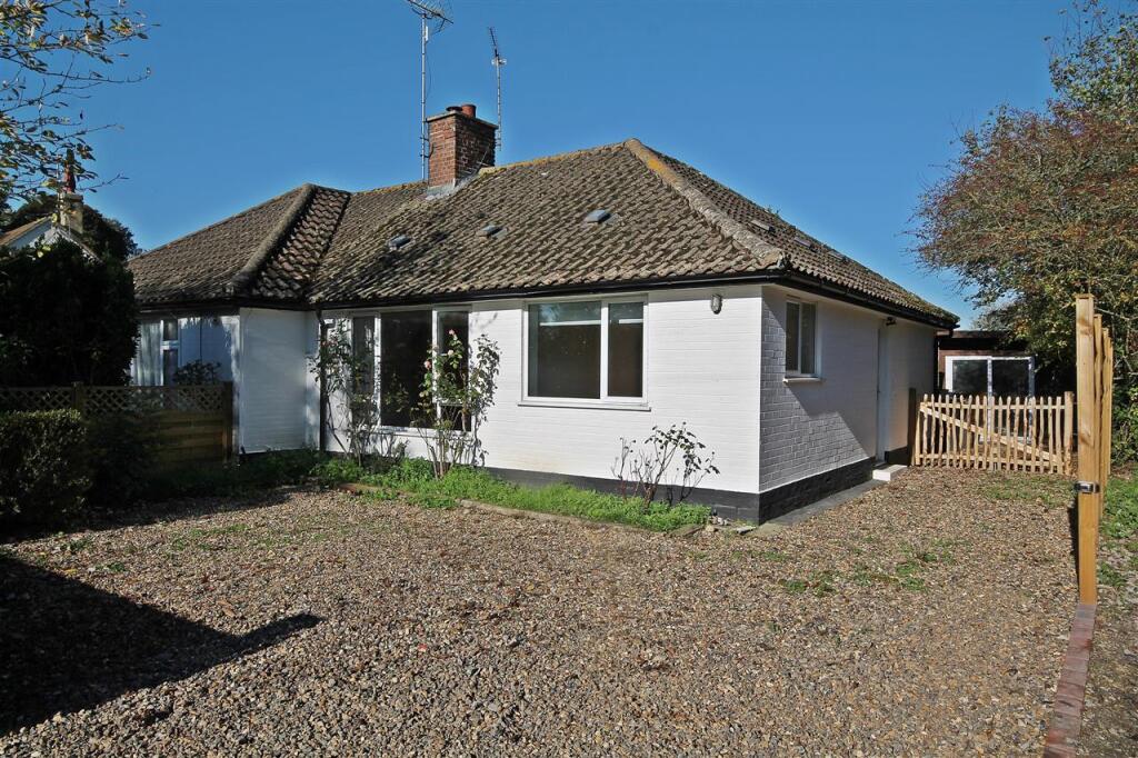 2 bed Bungalow for rent in Barham. From Godwin Curtis Ltd - Canterbury 2 bed Bungalow for rent in Barham. From Godwin Curtis Ltd - Canterbury