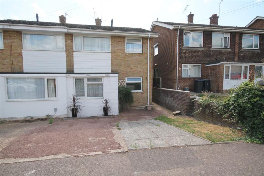 4 bed Semi Detached for rent in Canterbury. From Godwin Curtis Ltd - Canterbury 4 bed Semi Detached for rent in Canterbury. From Godwin Curtis Ltd - Canterbury