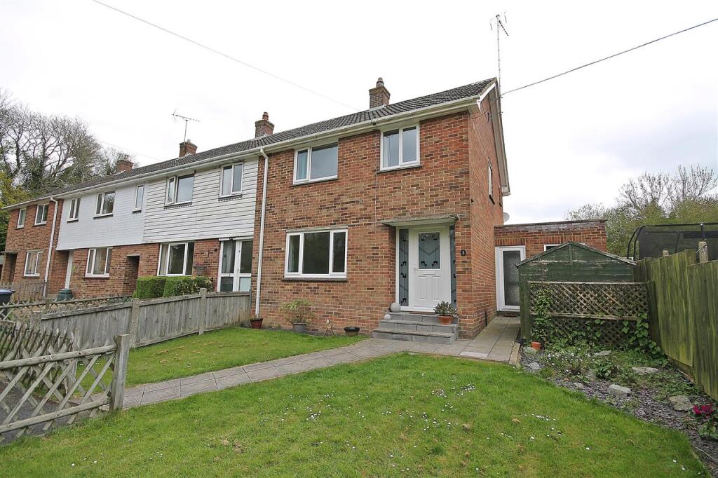 3 bed End of Terrace for rent in Adisham. From Godwin Curtis Ltd - Canterbury