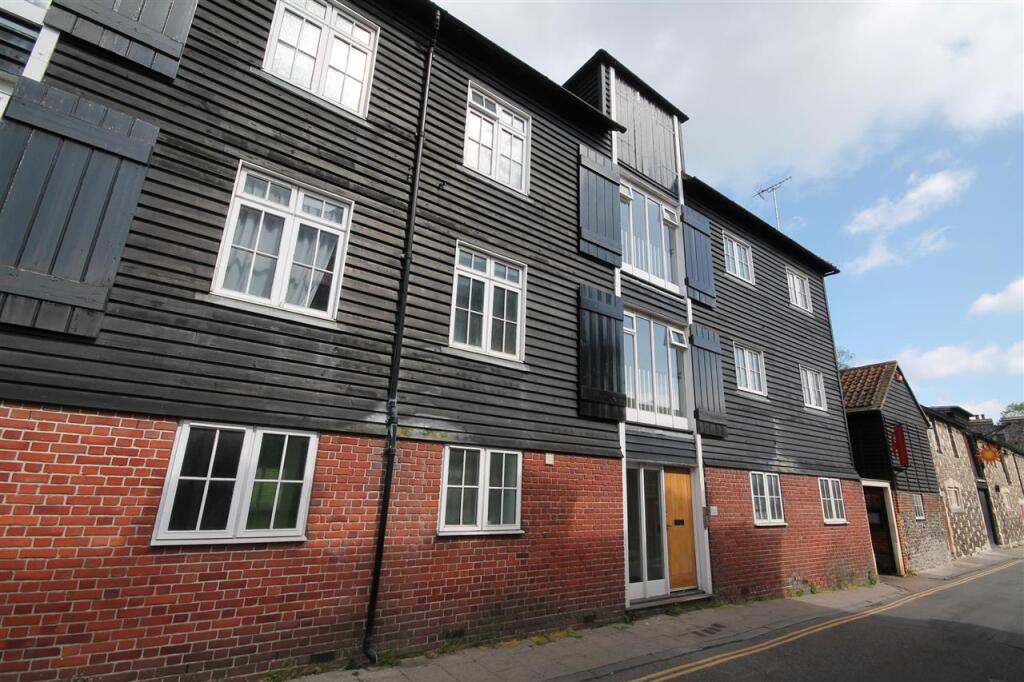 1 bed Apartment for rent in Canterbury. From Godwin Curtis Ltd - Canterbury 1 bed Apartment for rent in Canterbury. From Godwin Curtis Ltd - Canterbury