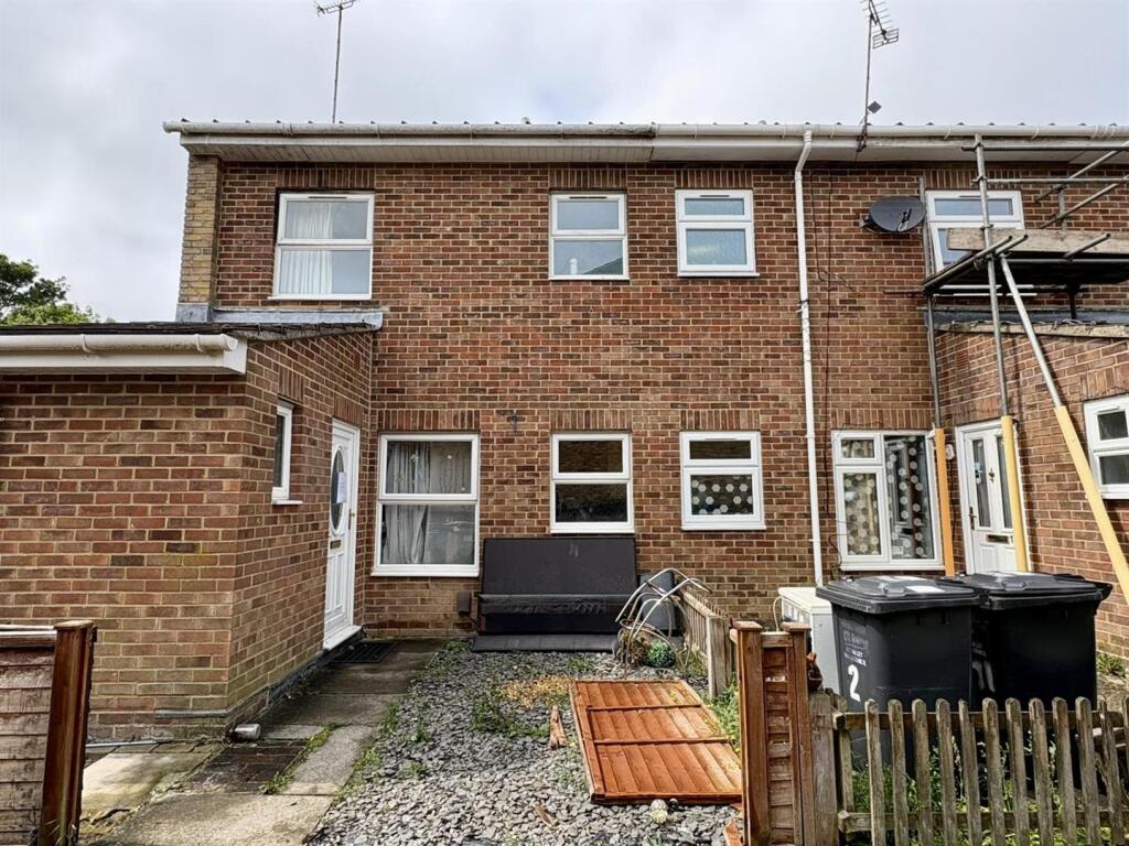 3 bed Mid Terraced House for rent in Charlton. From Graham & Co - Andover