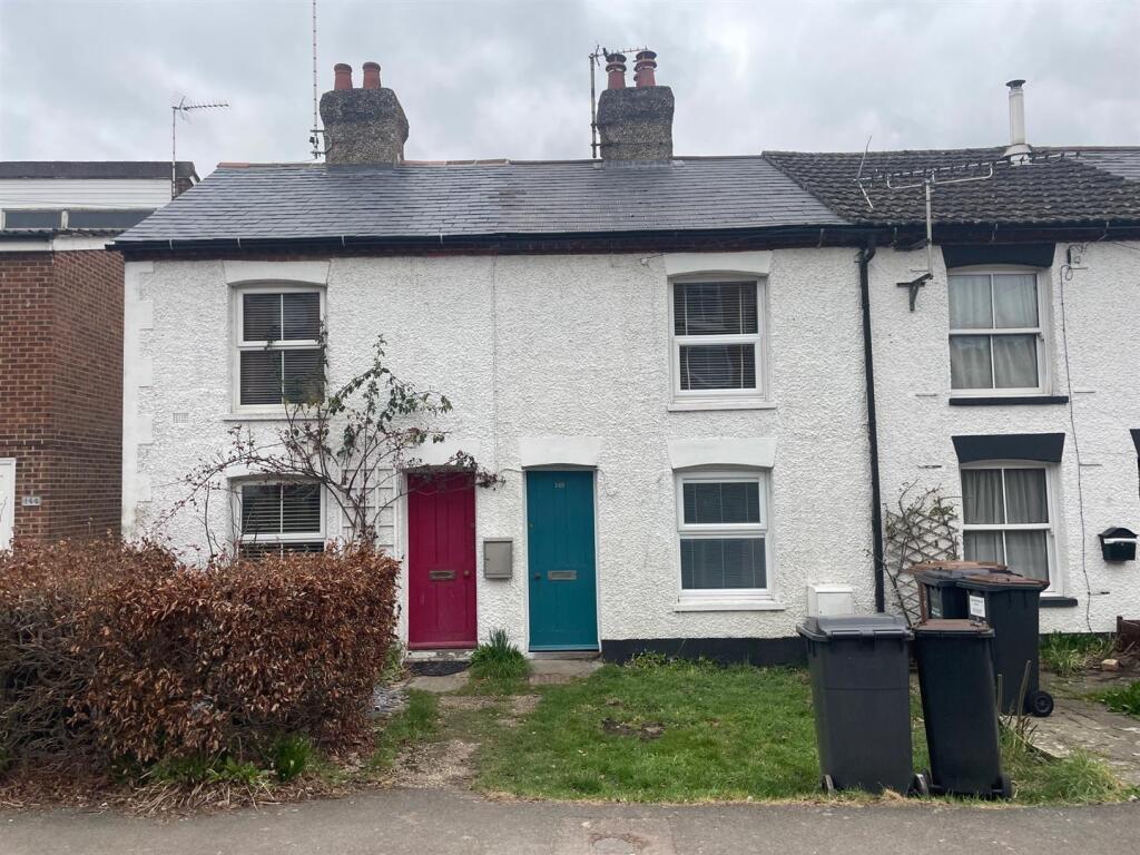 2 bed Mid Terraced House for rent in Andover. From Graham & Co - Andover