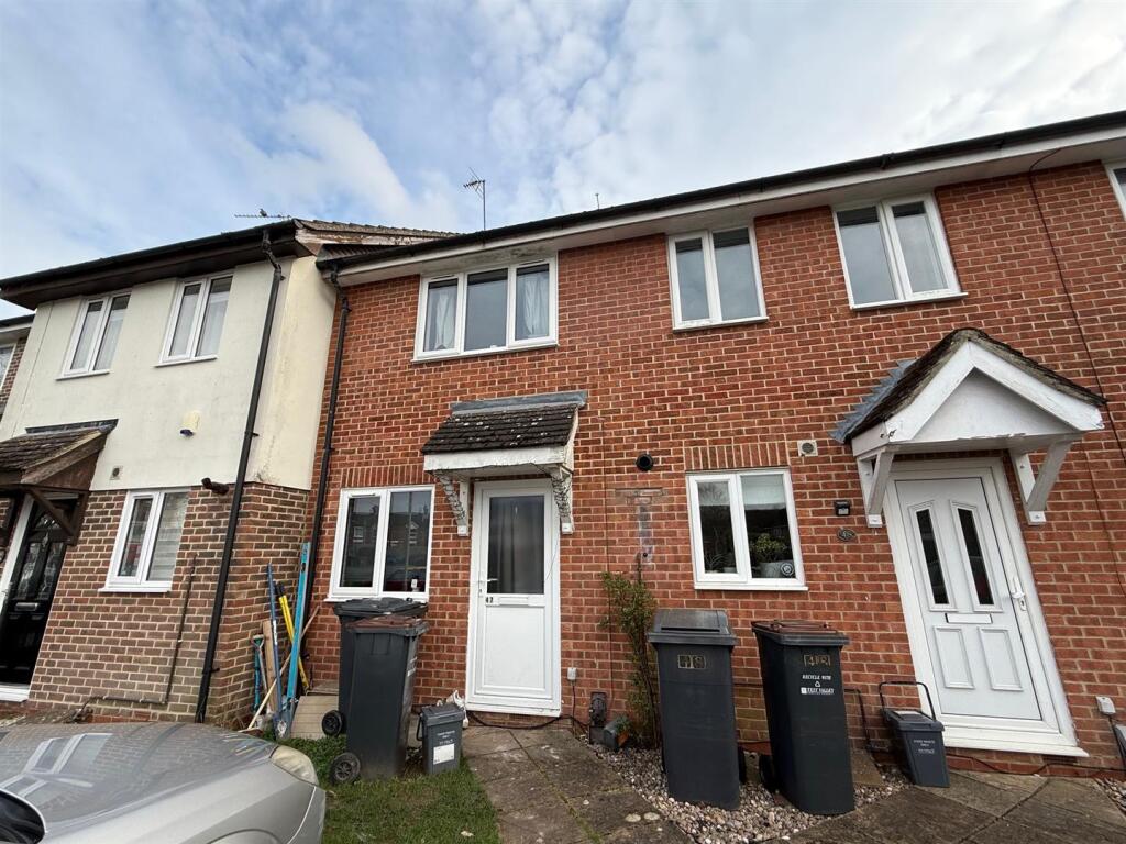 1 bed Mid Terraced House for rent in Andover. From Graham & Co - Andover