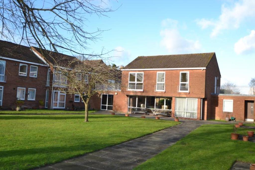 1 bed Apartment for rent in Charlton. From Graham & Co - Andover