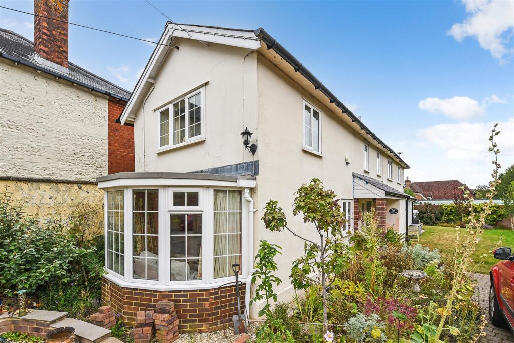 3 bed Detached for rent in Upper Clatford. From Graham & Co - Andover