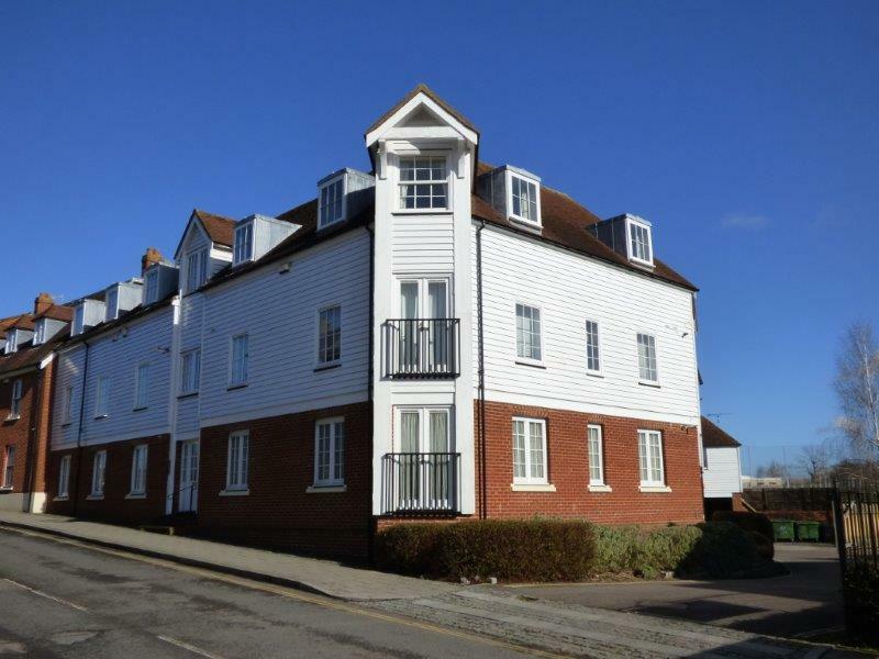 2 bed Flat for rent in Rough Common. From Finn's - Canterbury