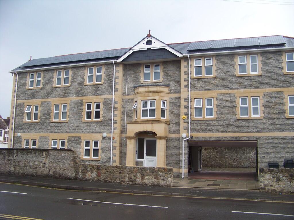 3 bed 1st Floor Flat for rent in Weston-Super-Mare. From Bloxham & Barlow - Weston-Super-Mare