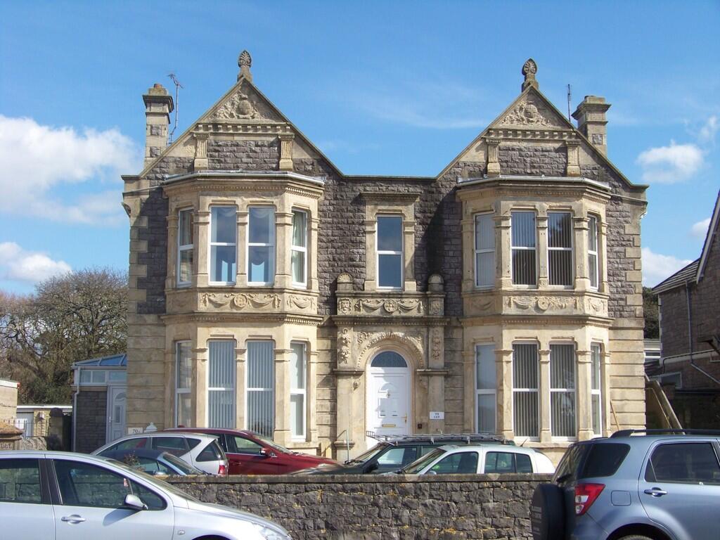 3 bed 1st Floor Flat for rent in Weston-Super-Mare. From Bloxham & Barlow - Weston-Super-Mare