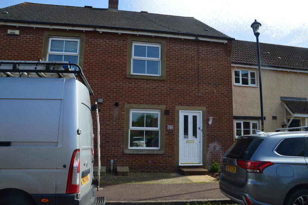 3 bed Mid Terraced House for rent in Elborough. From Bloxham & Barlow - Weston-Super-Mare