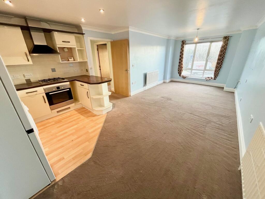 2 bed Apartment for rent in Ashford. From Gregory Brown - Ashford