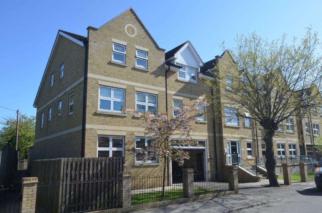 2 bed 1st Floor Flat for rent in Staines-upon-Thames. From Gregory Brown - Ashford 2 bed 1st Floor Flat for rent in Staines-upon-Thames. From Gregory Brown - Ashford