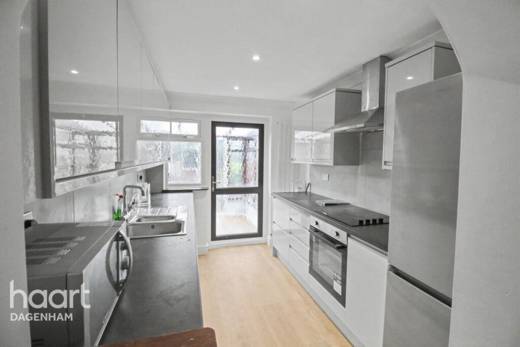 2 bed End of Terrace for rent in Dagenham. From haart - Dagenham