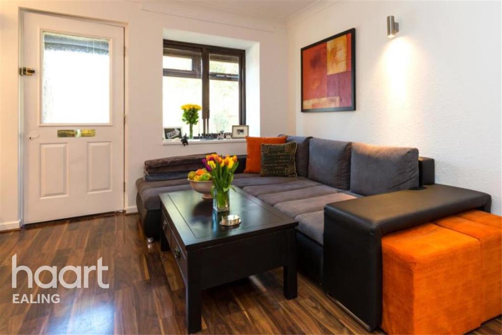 1 bed End Terraced House for rent in Ruislip. From haart - Ealing - Lettings