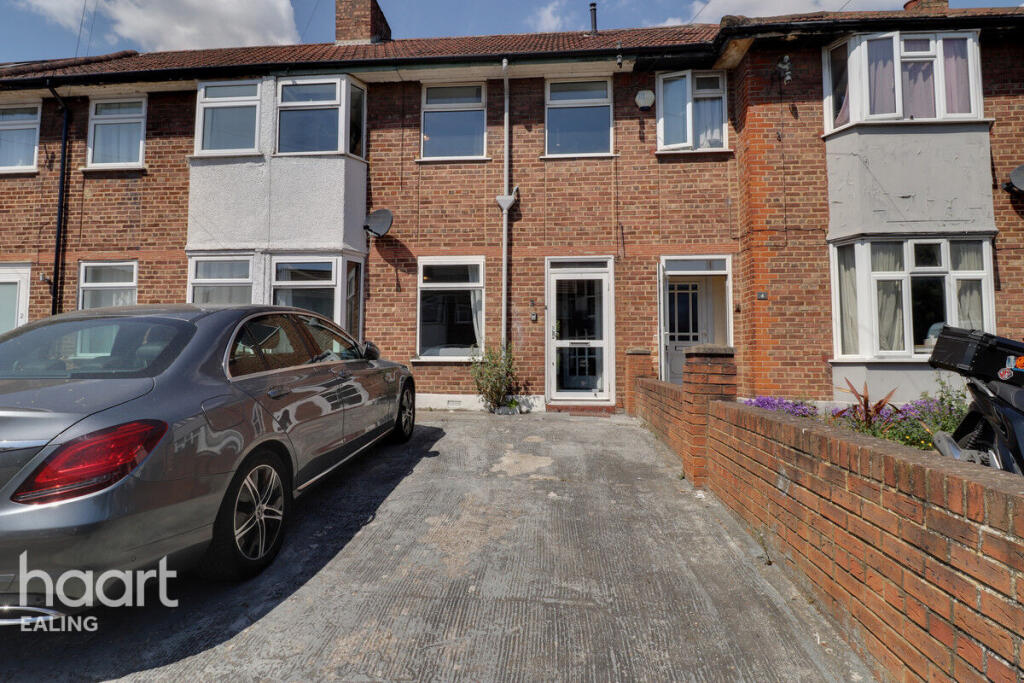 4 bed Town House for rent in London. From haart - Ealing - Lettings