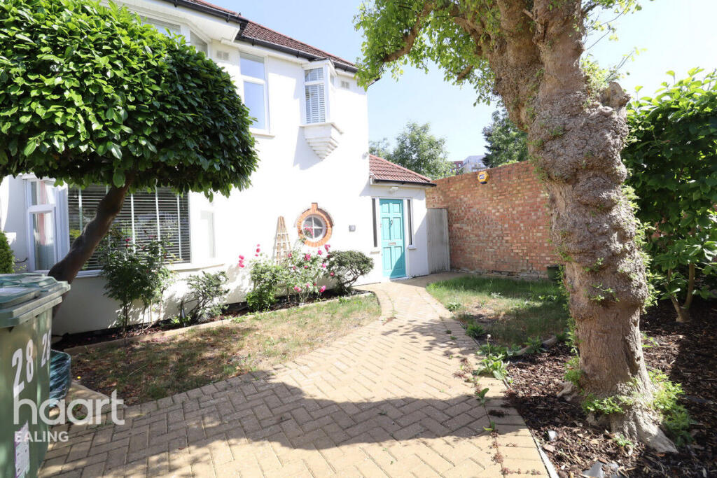 3 bed Semi Detached for rent in Wembley. From haart - Ealing - Lettings 3 bed Semi Detached for rent in Wembley. From haart - Ealing - Lettings