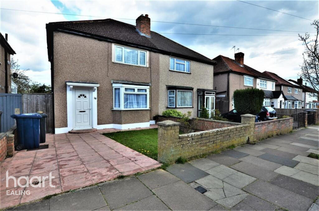 3 bed End of Terrace for rent in Northolt. From haart - Ealing - Lettings