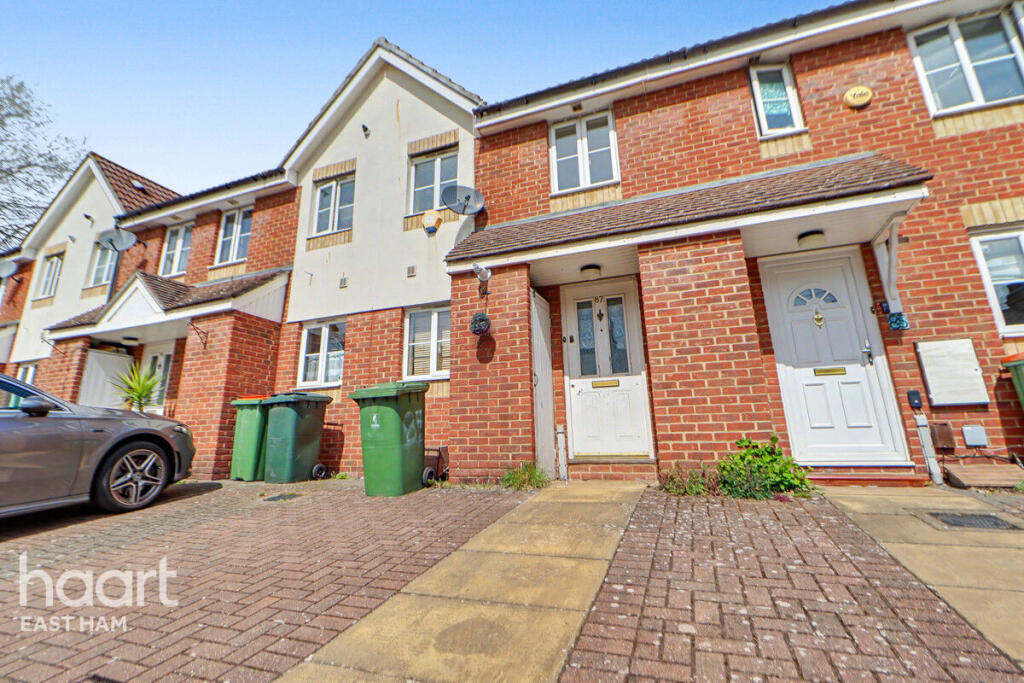 2 bed Mid Terraced House for rent in London. From haart - East Ham