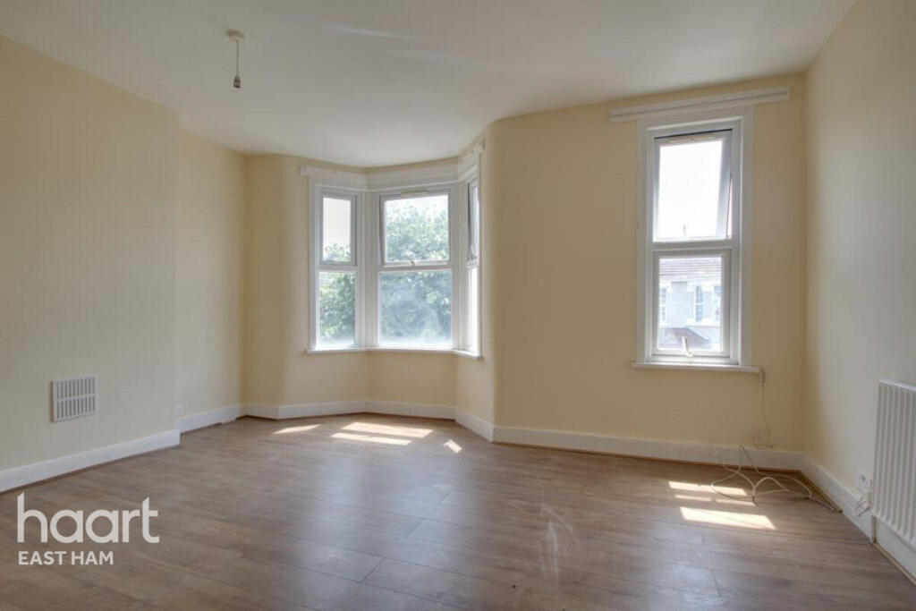 1 bed 1st Floor Flat for rent in East Ham. From haart - East Ham