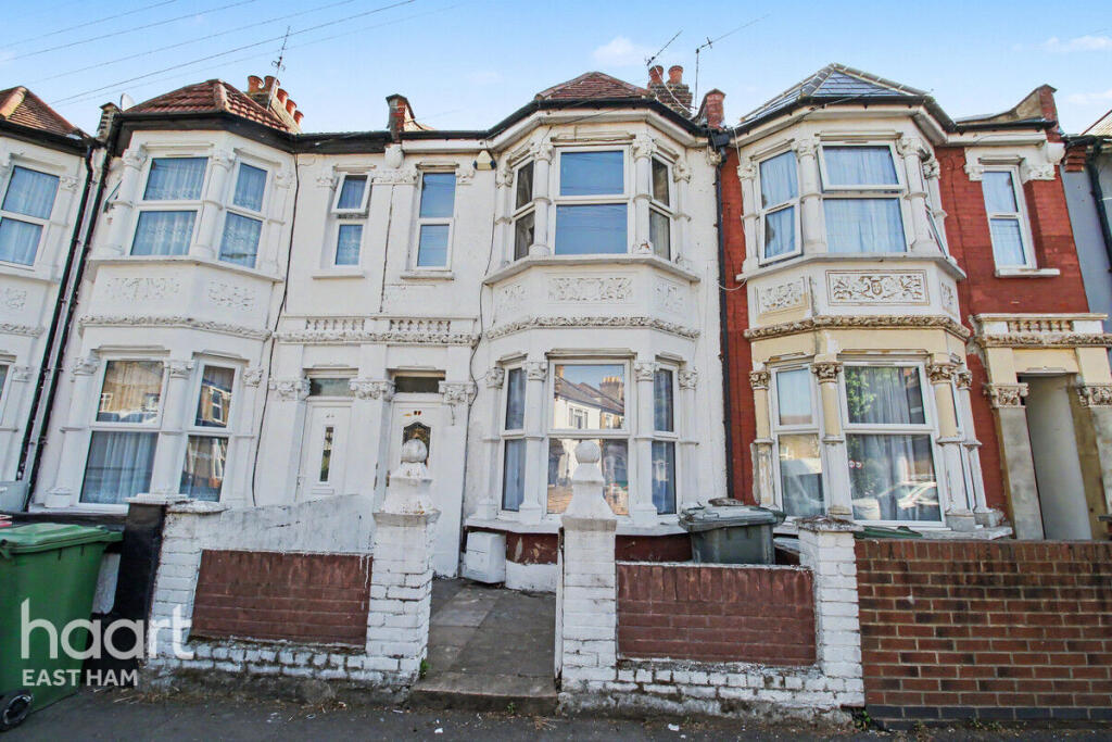 5 bed Mid Terraced House for rent in London. From haart - East Ham