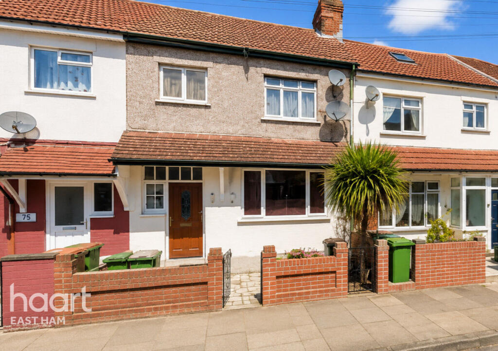 3 bed Mid Terraced House for rent in London. From haart - East Ham
