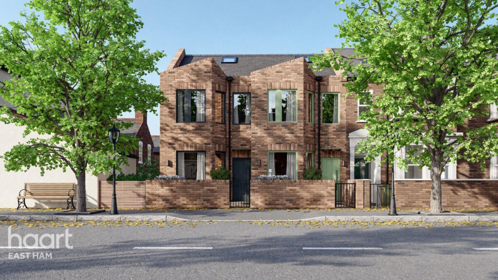 3 bed Mid Terraced House for rent in London. From haart - East Ham