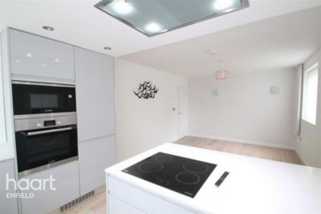3 bed Apartment for rent in London. From haart - Enfield