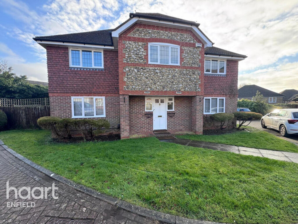 5 bed Detached for rent in Goff's Oak. From haart - Enfield 5 bed Detached for rent in Goff's Oak. From haart - Enfield