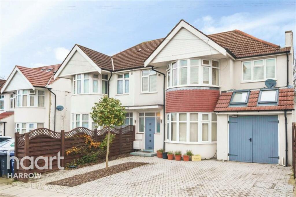 5 bed Semi-Detached House for rent in Hendon. From haart - Harrow
