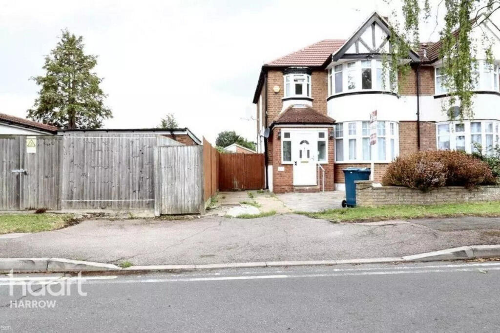 3 bed Semi Detached for rent in London. From haart - Harrow