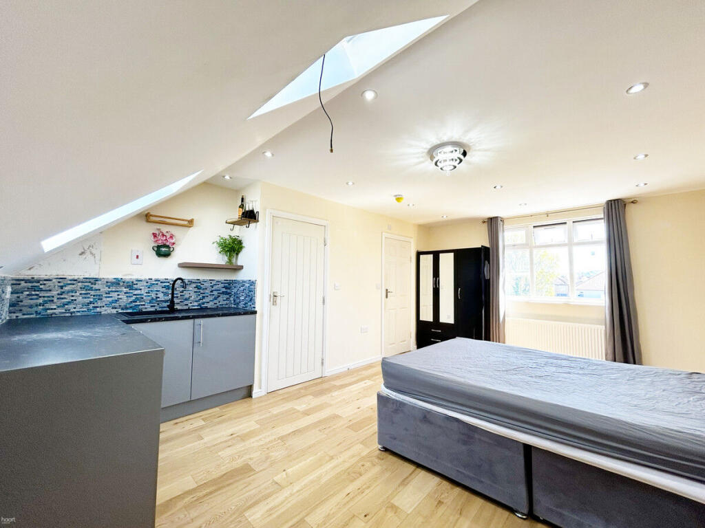0 bed Studio for rent in Pinner. From haart - Harrow