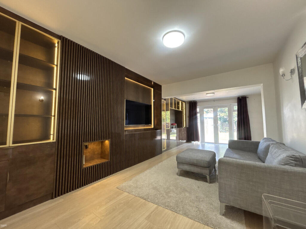 4 bed Semi Detached for rent in London. From haart - Harrow