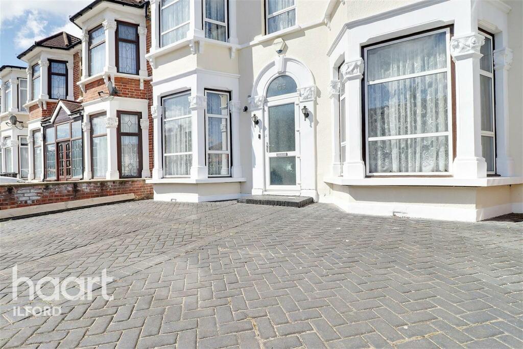 5 bed Mid Terraced House for rent in Ilford. From haart - Ilford